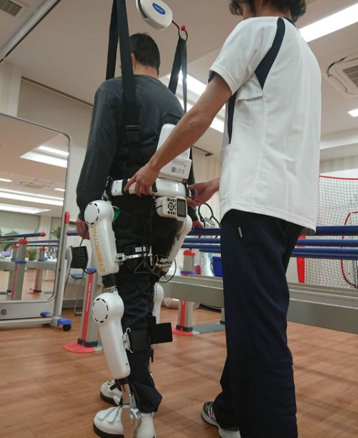 ロボットスーツHAL®(サイバーダイン社)